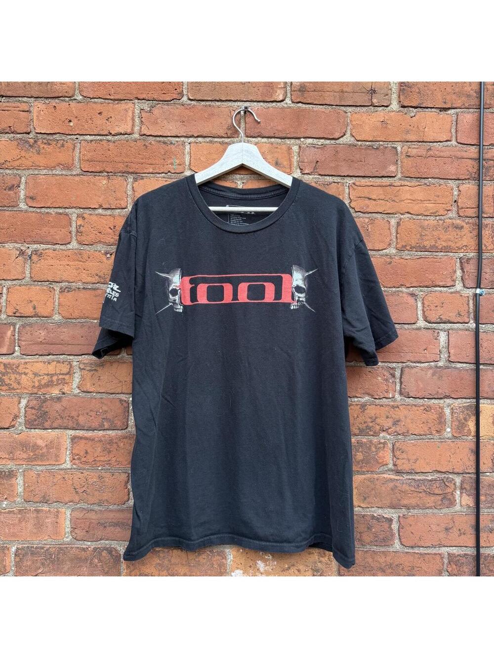 tool skull logo t shirt 2023 XL